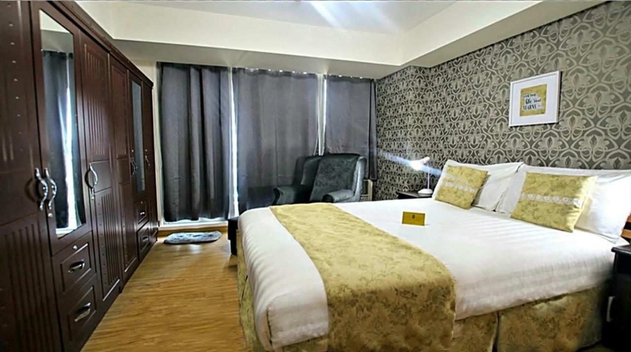 Azure C7 Balcony, Wifi, Near Mall Airport Manila Exterior photo